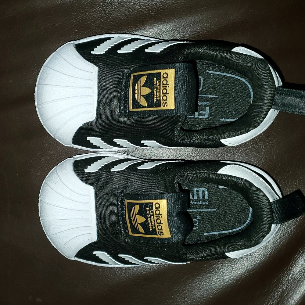 Infant Superstars